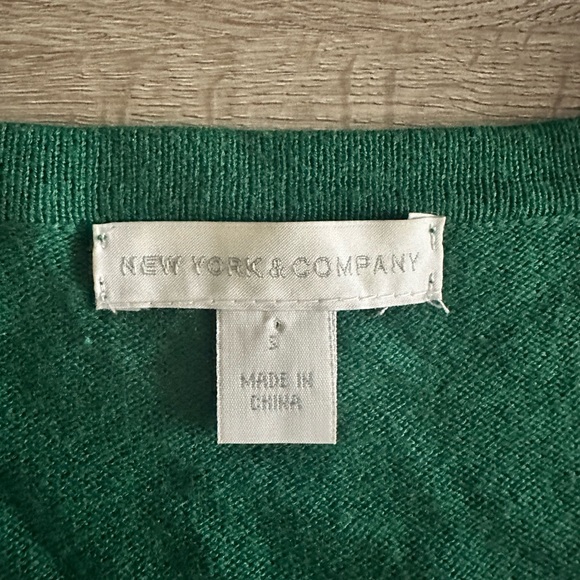 New York & Company Cardigan - Picture 2 of 4